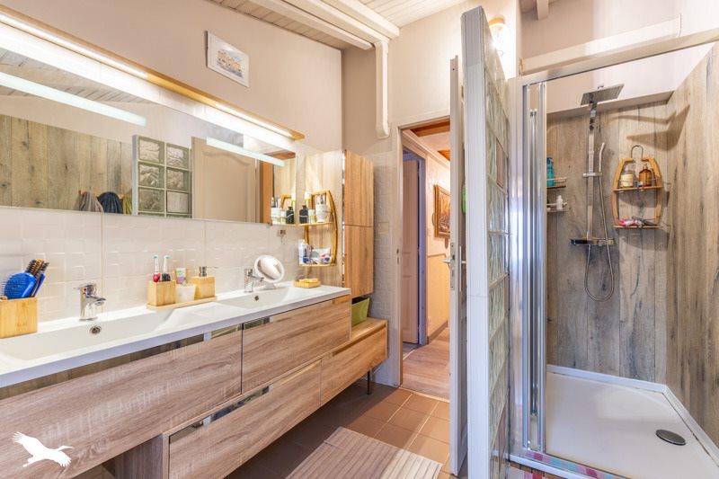 Vente Maison LA ROCHE SUR YON - 5 pièces -154 m² - (85000)