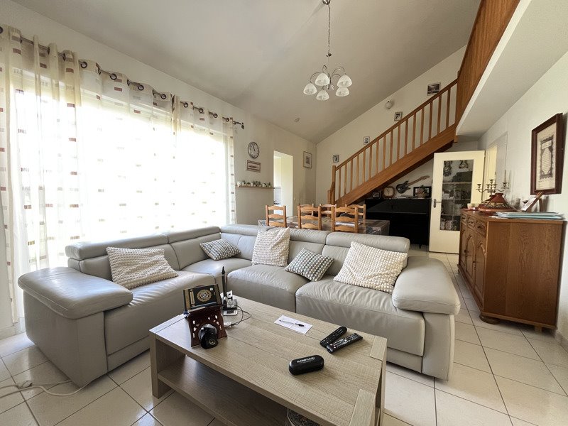 Vente Maison LA ROCHE SUR YON - 4 pièces -86 m² - (85000)