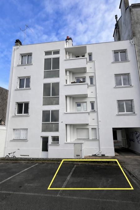 Vente Parking NANTES - -  5 m² - (44000)