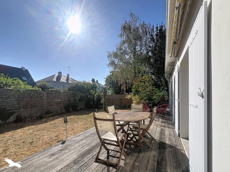 Vente Maison ST HERBLAIN - 7 pièces -201 m² - (44800)