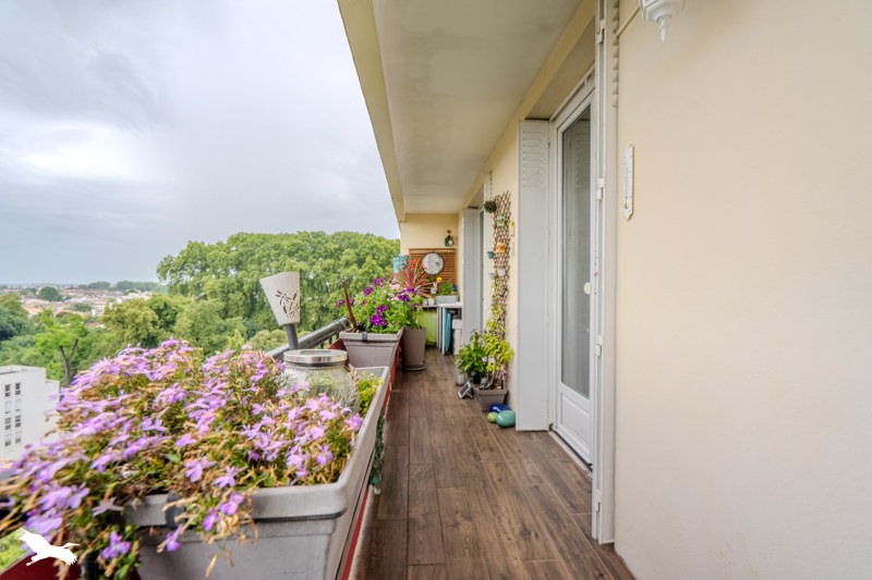 Vente Appartement LE BOUSCAT - 3 pièces -68 m² - (33110)