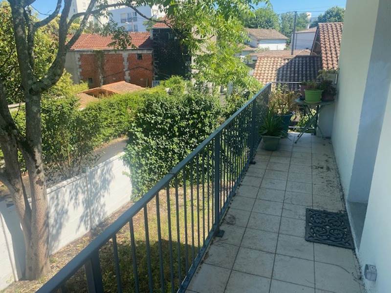 Vente Appartement LE BOUSCAT - 3 pièces -65 m² - (33110)