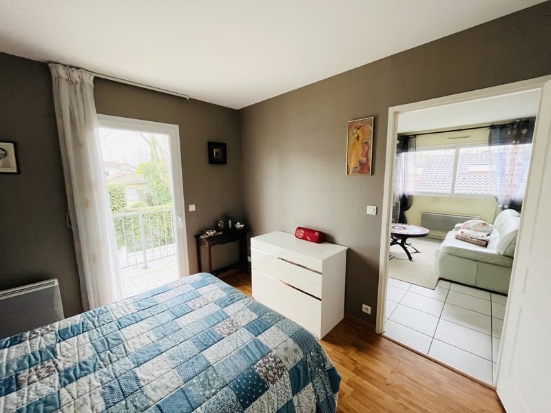 Vente Appartement LE BOUSCAT - 3 pièces -65 m² - (33110)