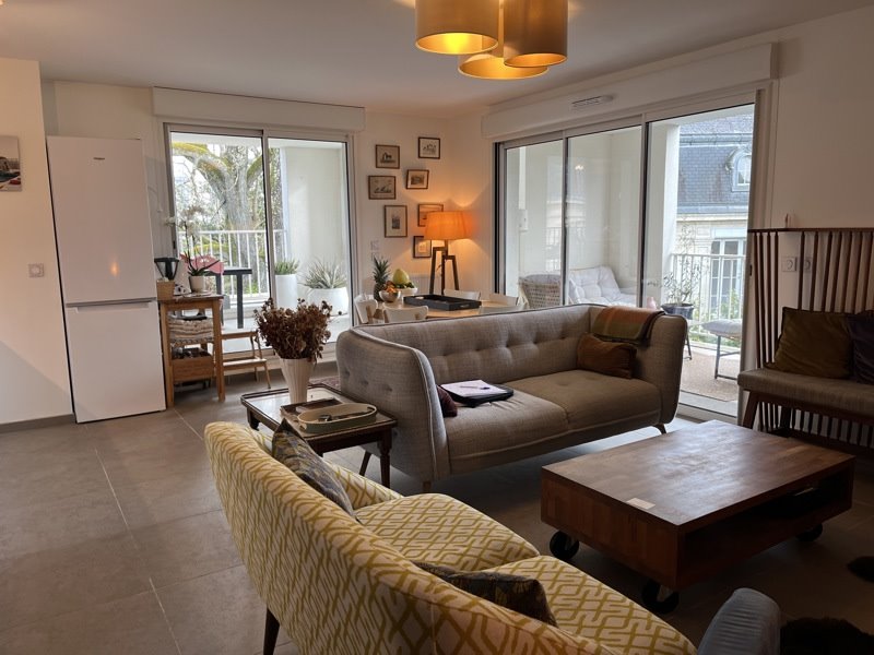 Vente Appartement LE BOUSCAT - 4 pièces -83 m² - (33110)