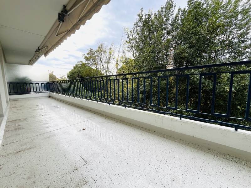 Vente Appartement LE BOUSCAT - 5 pièces -160 m² - (33110)