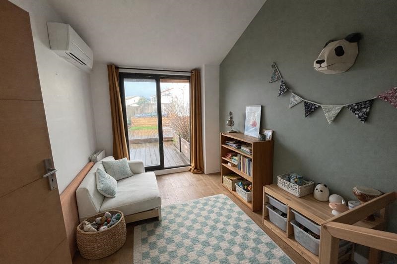 Vente Maison LE BOUSCAT - 5 pièces -140 m² - (33110)