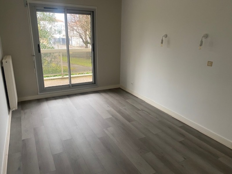 Vente Appartement LE BOUSCAT - 3 pièces -80 m² - (33110)