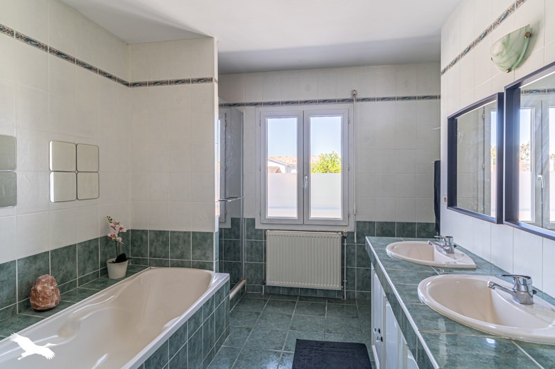 Vente Maison LE BOUSCAT - 4 pièces -94 m² - (33110)