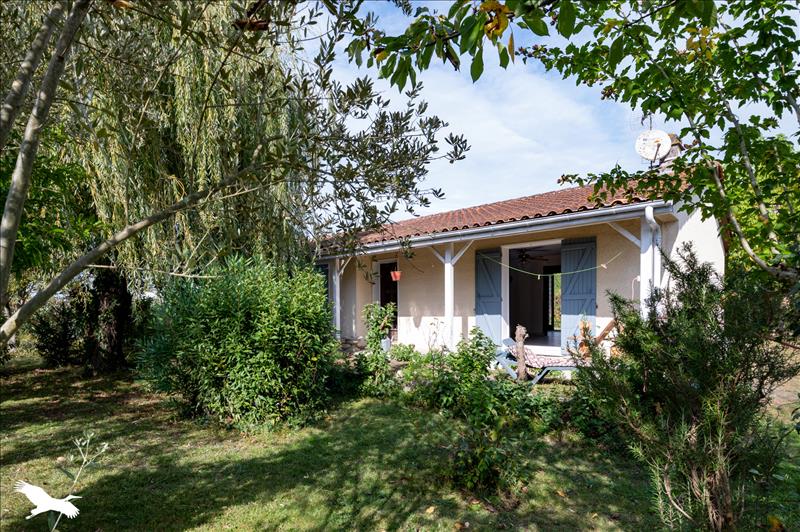 Vente Maison LAMARQUE - 5 pièces -100 m² - (33460)