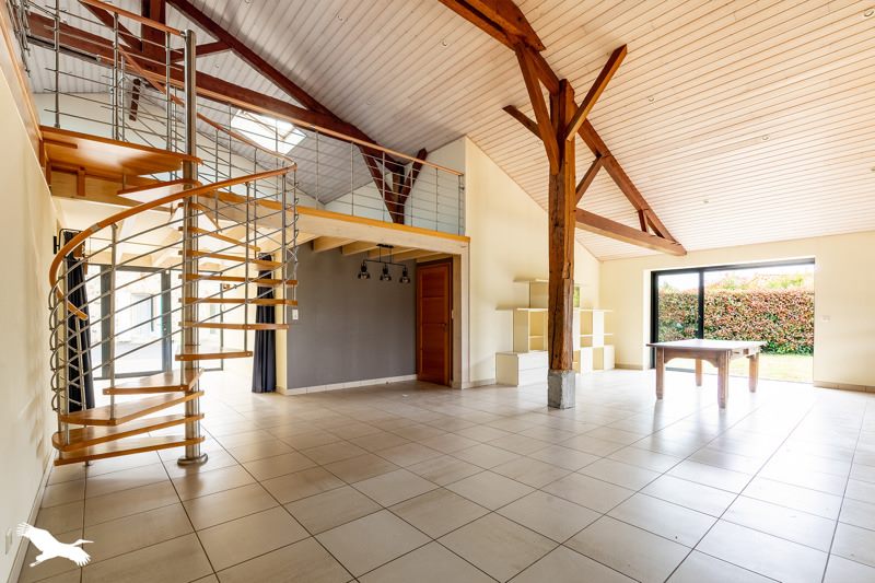 Vente Maison ST COLOMBAN - 7 pièces -254 m² - (44310)
