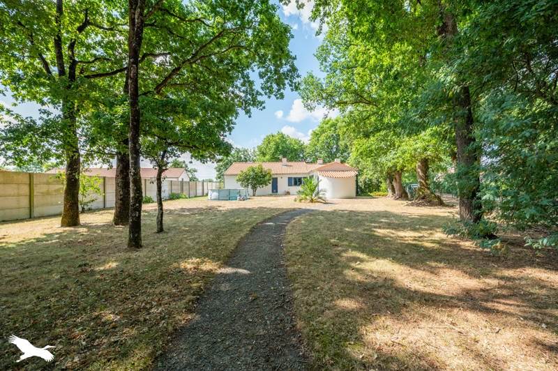 Vente Maison ST COLOMBAN - 5 pièces -128 m² - (44310)