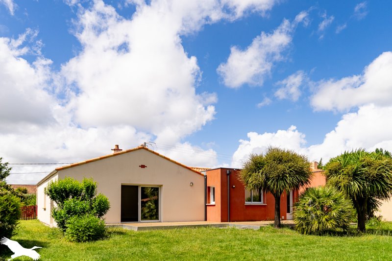 Vente Maison ST PHILBERT DE GRAND LIEU - 6 pièces -143 m² - (44310)