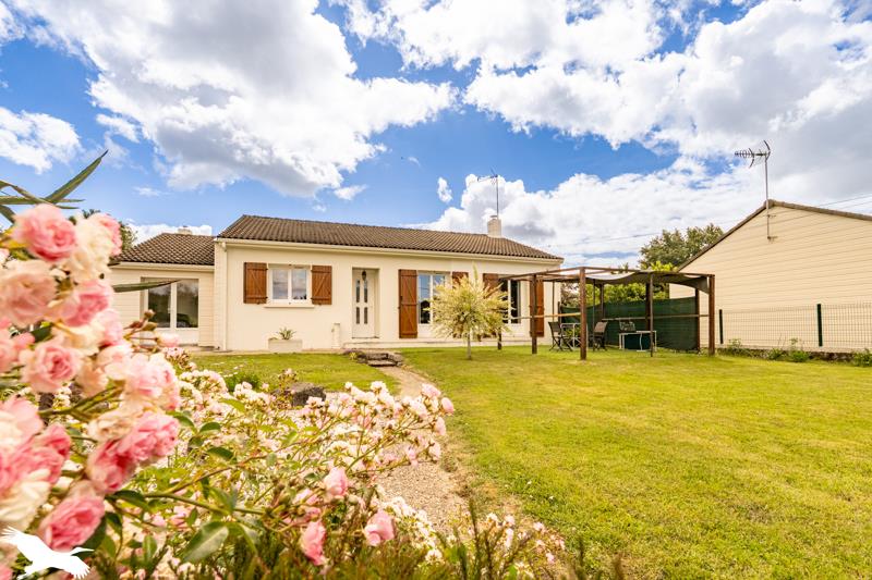 Vente Maison ST COLOMBAN - 4 pièces -107 m² - (44310)