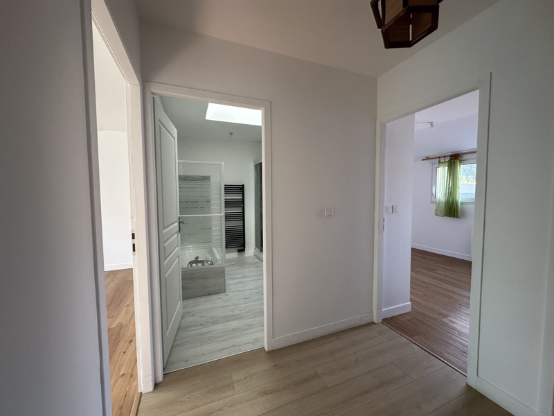 Vente Maison Saint-Philbert-de-Grand-Lieu - 6 pièces -152 m² - (44310)
