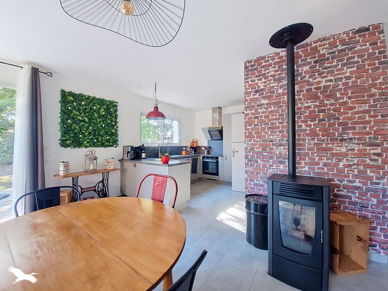 Vente Maison Corcoué-sur-Logne - 5 pièces -90 m² - (44650)