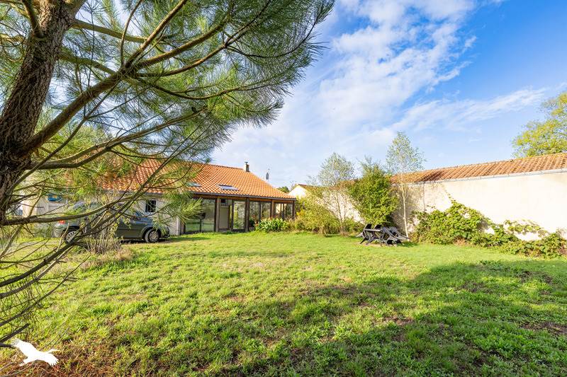 Vente Maison LA CHEVROLIERE - 5 pièces -125 m² - (44118)