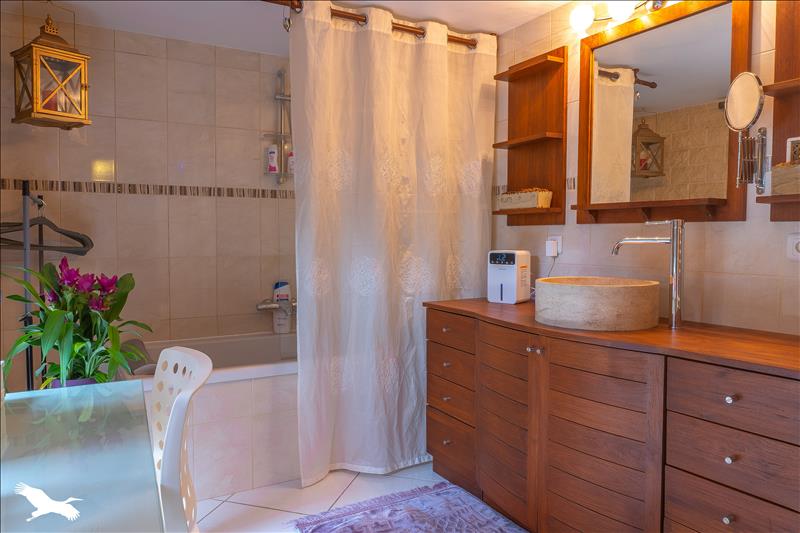 Vente Maison ST PHILBERT DE GRAND LIEU - 5 pièces -213,8 m² - (44310)