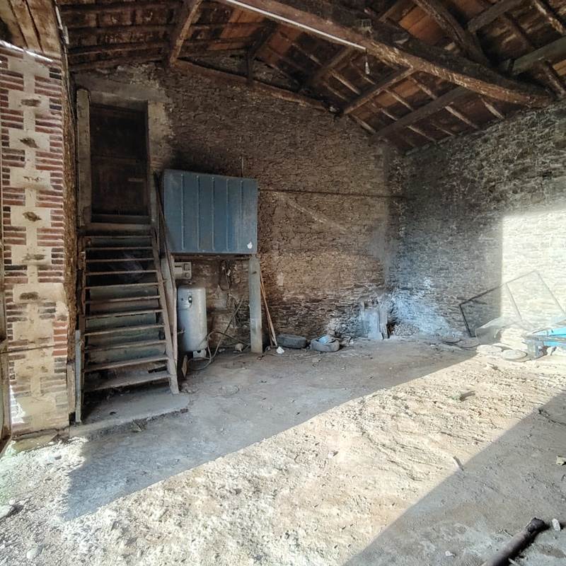 Vente Maison DOMPIERRE SUR YON - 8 pièces -155 m² - (85170)