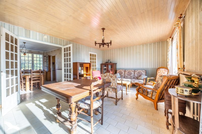 Vente Maison DOMPIERRE SUR YON - 5 pièces -105 m² - (85170)