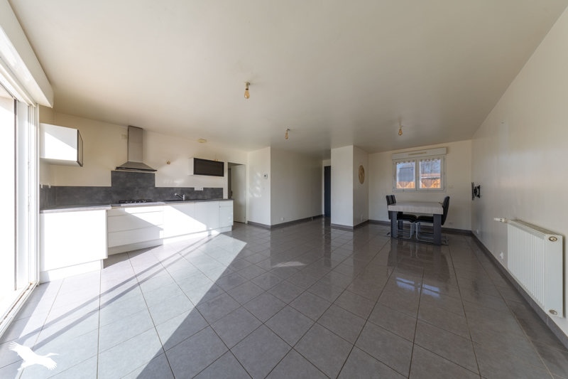 Vente Maison DOMPIERRE SUR YON - 5 pièces -71 m² - (85170)
