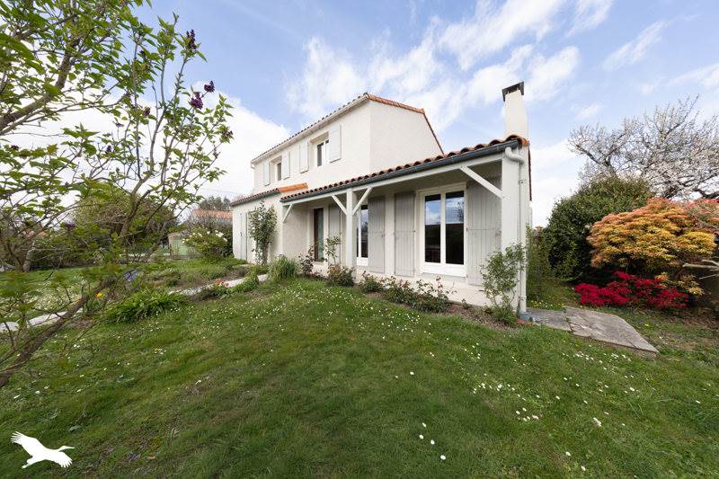 Vente Maison DOMPIERRE SUR YON - 7 pièces -124 m² - (85170)