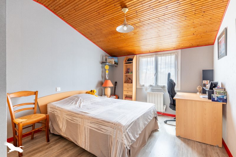 Vente Maison DOMPIERRE SUR YON - 5 pièces -143 m² - (85170)