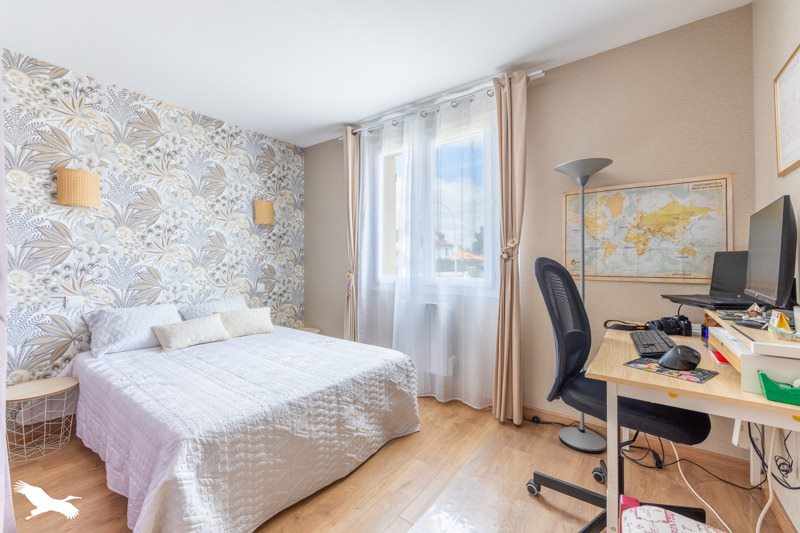 Vente Maison DOMPIERRE SUR YON - 5 pièces -143 m² - (85170)