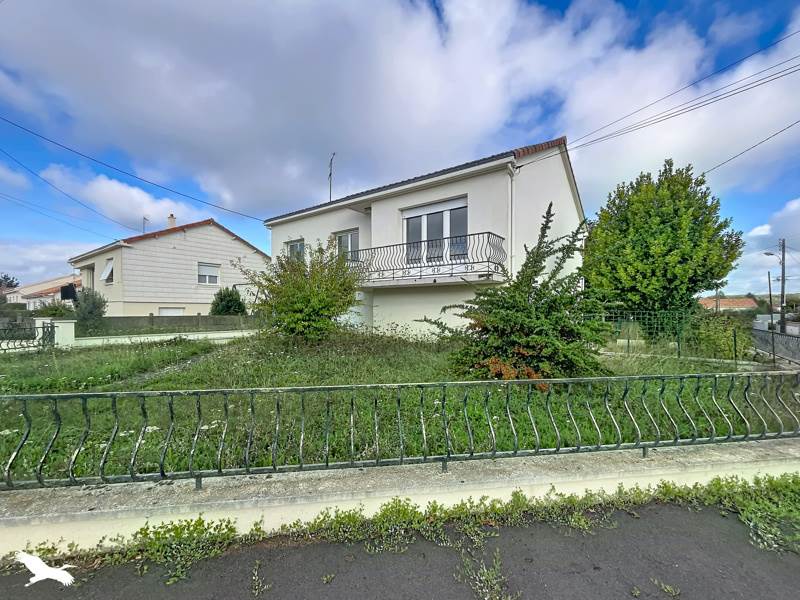 Maison 4 pièces 132 m² · aux Herbiers · 132 m² · 218 325 €