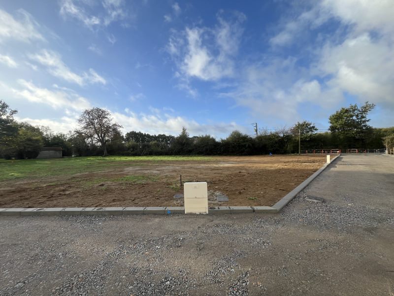 Vente Terrain DOMPIERRE SUR YON - -792 m² - (85170)