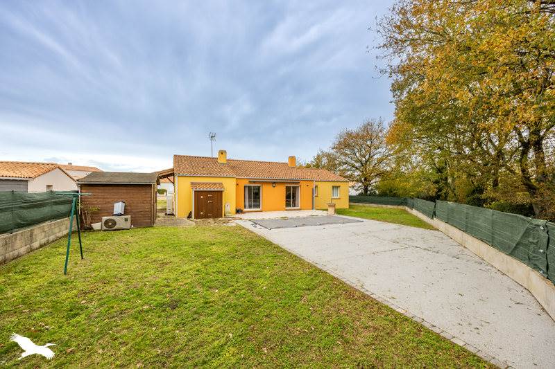 Vente Maison LE POIRE SUR VIE - 6 pièces -107 m² - (85170)