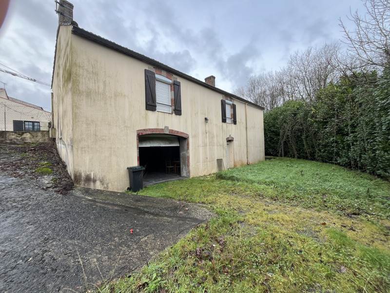 Vente Maison LE POIRE SUR VIE - 4 pièces -82,3 m² - (85170)