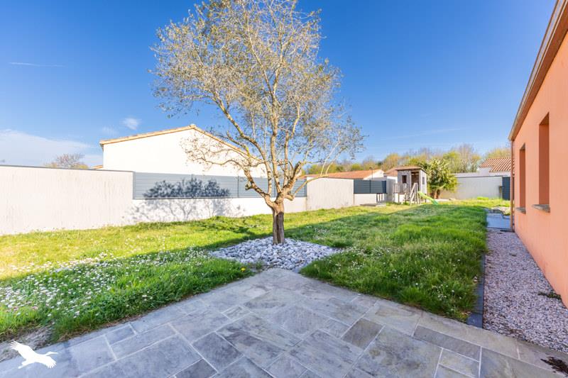 Vente Maison BELLEVIGNY - 7 pièces -145 m² - (85170)