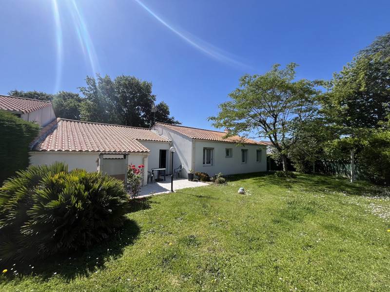 Vente Maison LE POIRE SUR VIE - 5 pièces -91 m² - (85170)