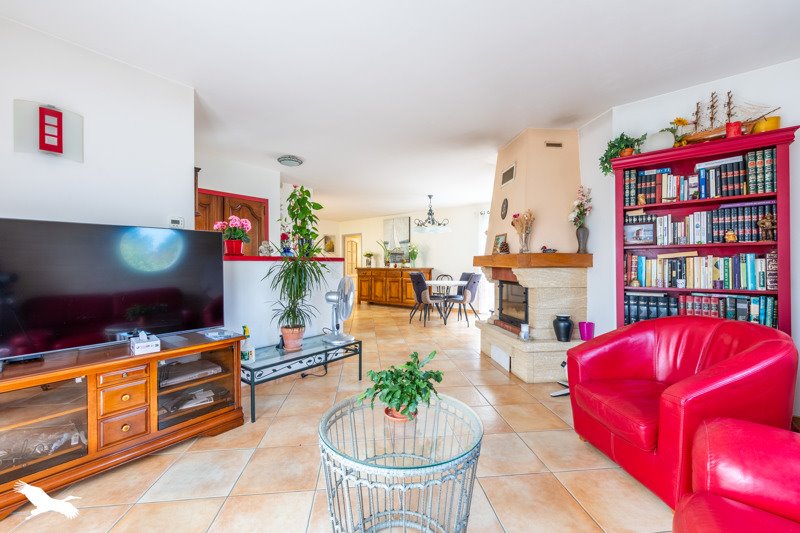 Vente Maison LE POIRE SUR VIE - 6 pièces -105 m² - (85170)