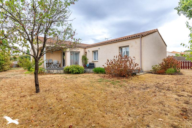 Maison 6 pièces 105 m² · à Le Poiré-sur-Vie · 105 m² · 272 896 €