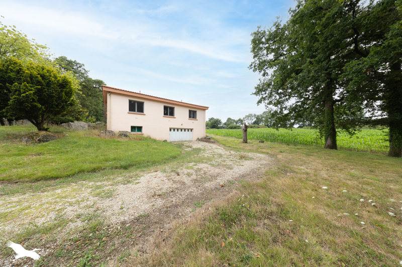 Vente Maison NESMY - 6 pièces -190 m² - (85310)