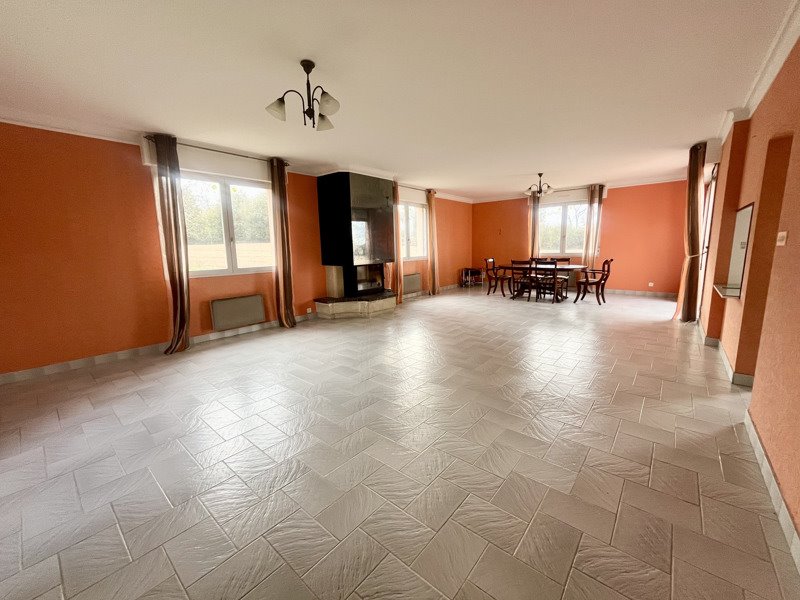 Vente Maison NESMY - 6 pièces -190 m² - (85310)
