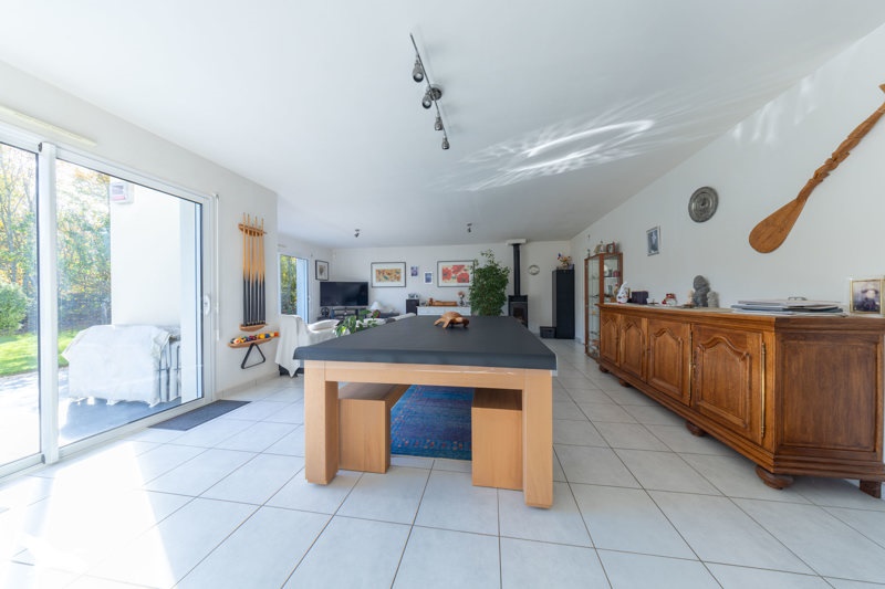 Vente Maison NESMY - 7 pièces -216 m² - (85310)