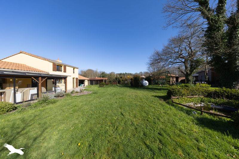 Vente Maison LANDERONDE - 5 pièces -128 m² - (85150)