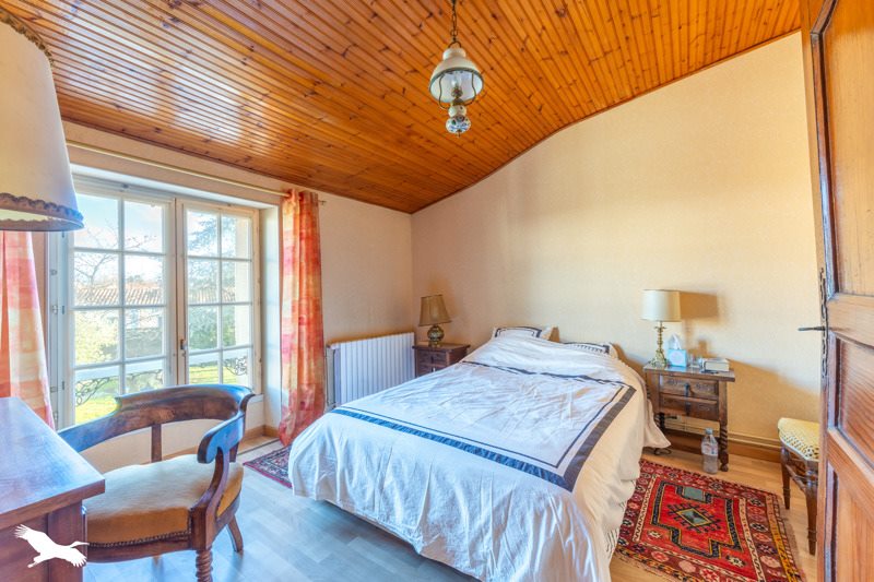 Vente Maison NESMY - 7 pièces -170 m² - (85310)