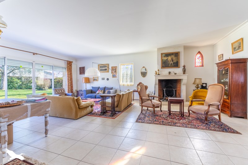 Vente Maison NESMY - 7 pièces -170 m² - (85310)