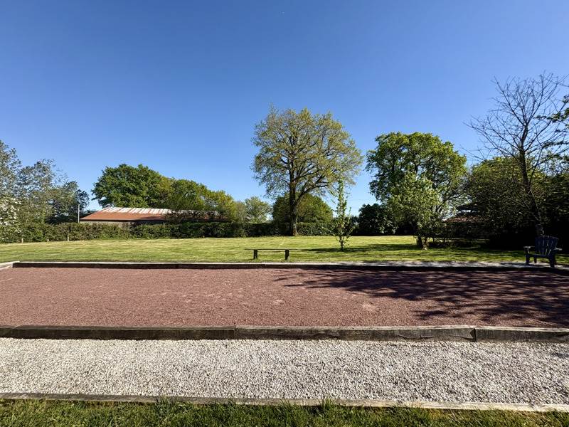 Vente Maison AUBIGNY LES CLOUZEAUX - 5 pièces -140 m² - (85430)