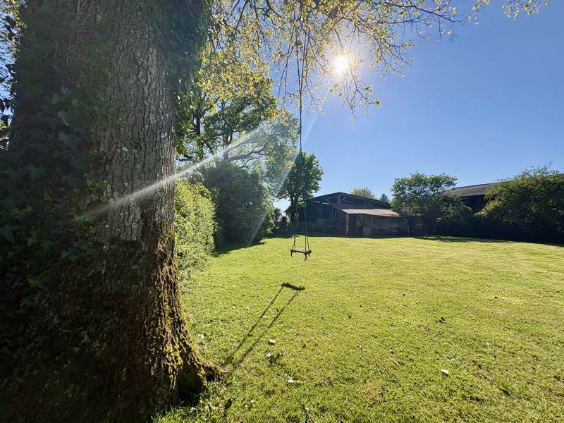 Vente Maison AUBIGNY LES CLOUZEAUX - 5 pièces -140 m² - (85430)