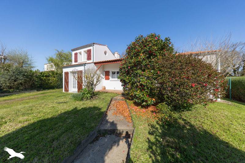 Vente Maison AUBIGNY LES CLOUZEAUX - 5 pièces -130 m² - (85430)