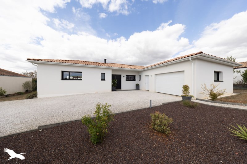 Maison 6 pièces 135 m² · à Le Champ-Saint-Père · 135 m² · 406 536 €