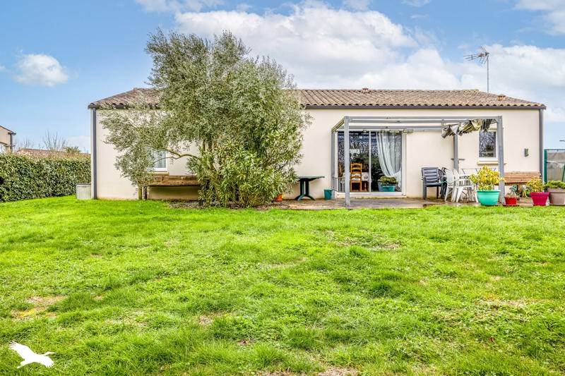 Vente Maison LES VELLUIRE SUR VENDEE - 4 pièces -90 m² - (85770)