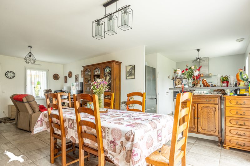 Vente Maison LES VELLUIRE SUR VENDEE - 4 pièces -90 m² - (85770)
