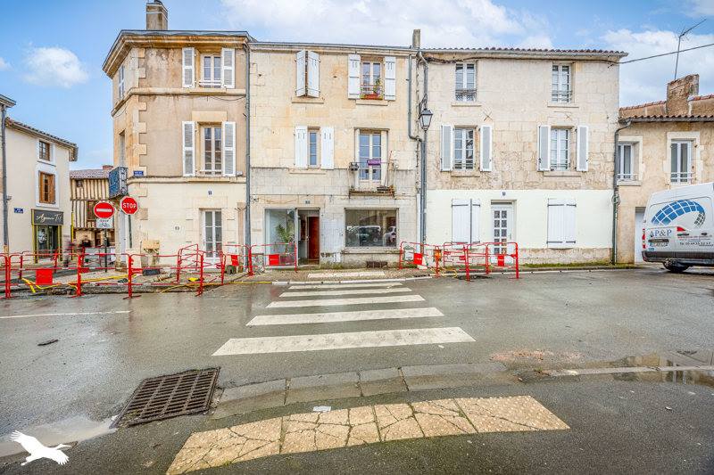 Vente Immeuble FONTENAY LE COMTE - -  401 m² - (85200)