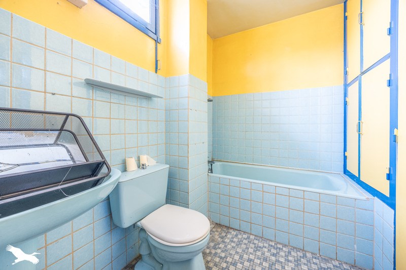 Vente Immeuble ST PIERRE LE VIEUX - -  250 m² - (85420)