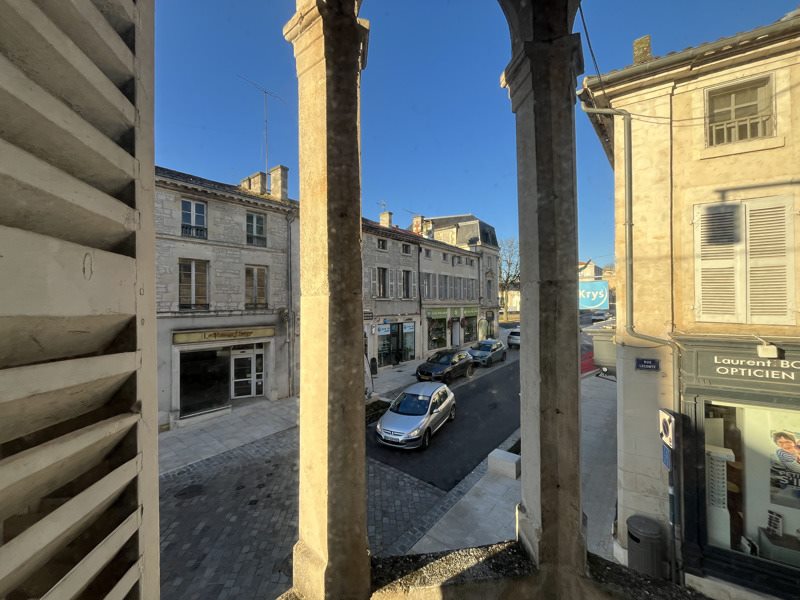Vente Appartement FONTENAY LE COMTE - 3 pièces -58 m² - (85200)